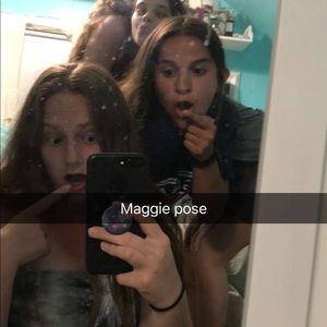 Meet your Posher, Danielle